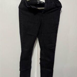 Refuge Black Skinny Jeans for Women CURVY